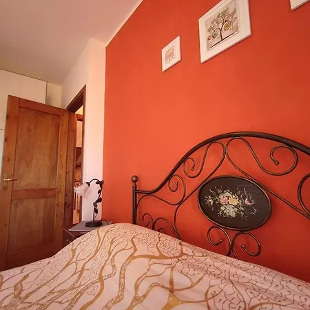 Casa Mediterraneo Apartment *